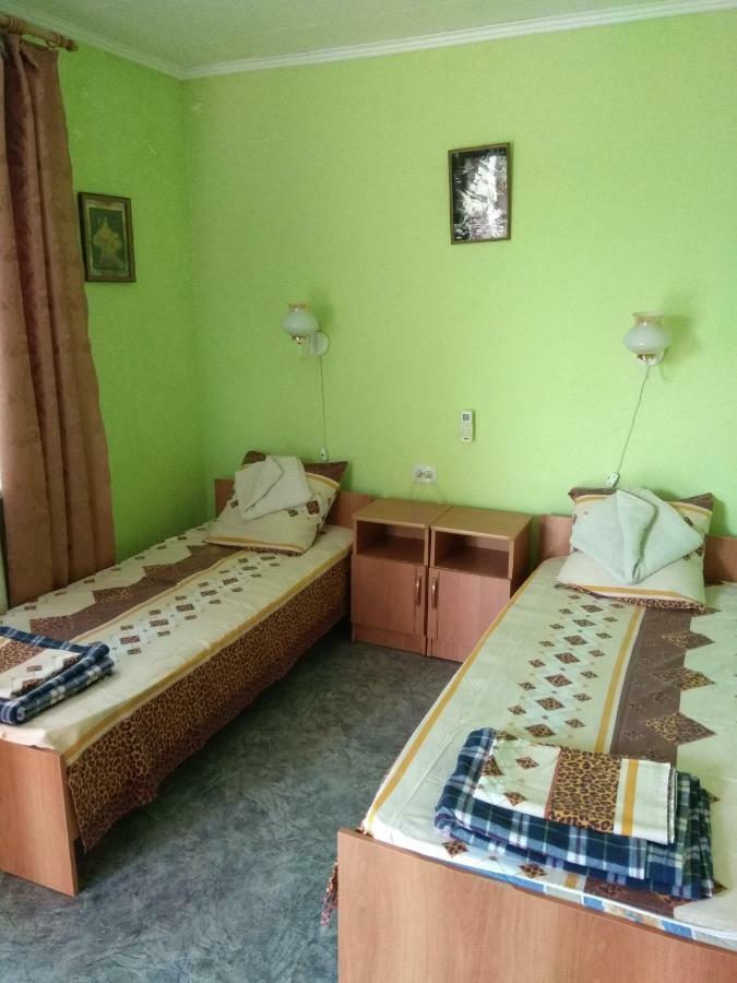 Гостевой Дом "Боцман" На Барцыц-Гудаутская 5 Gagra Buitenkant foto